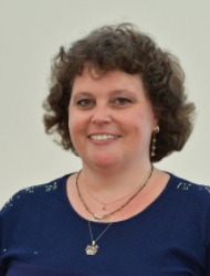 הלנה  קירמייר